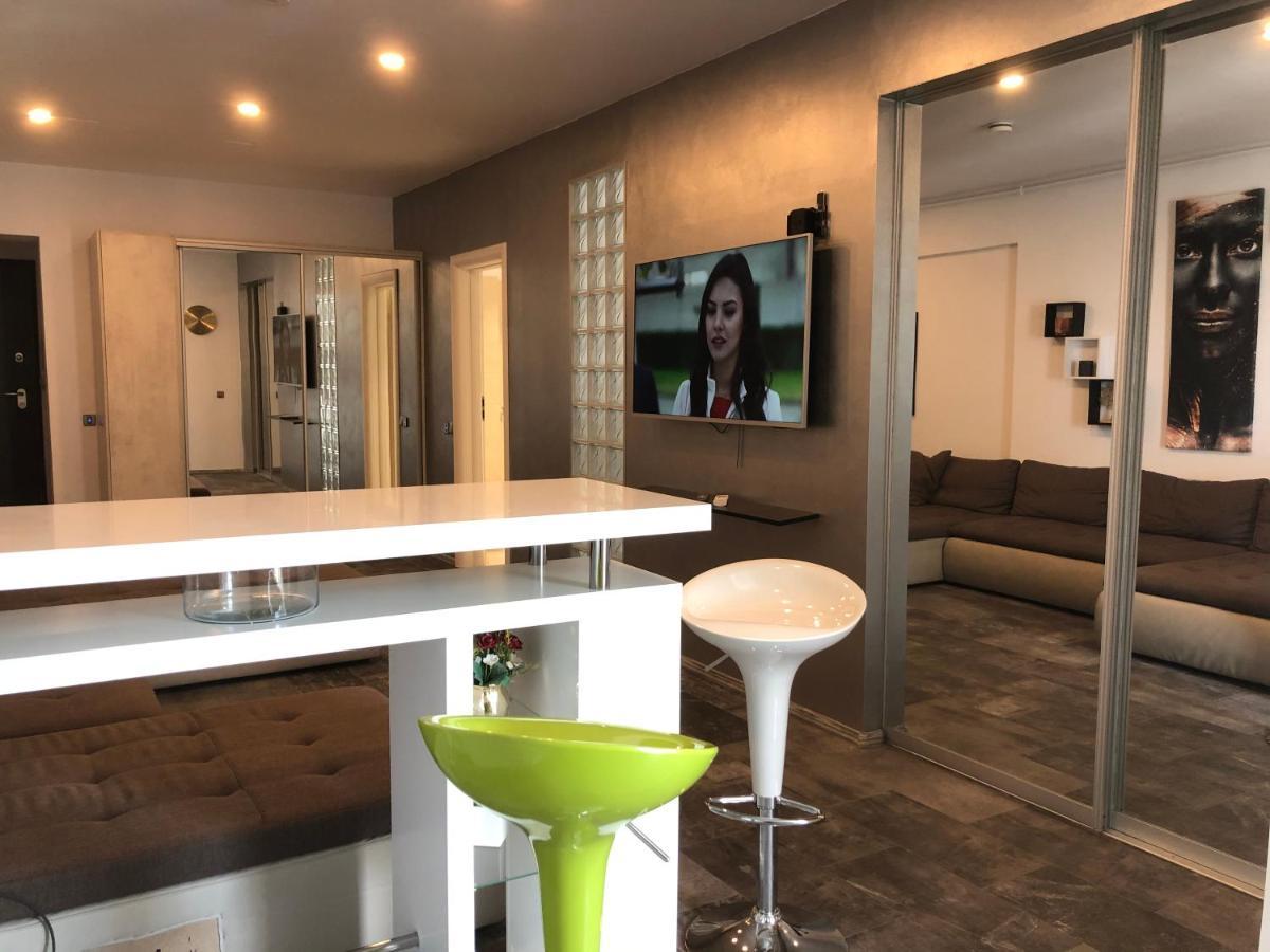 בוקרשט Luxury Westpark 2 Residence Lake View W6 מראה חיצוני תמונה
