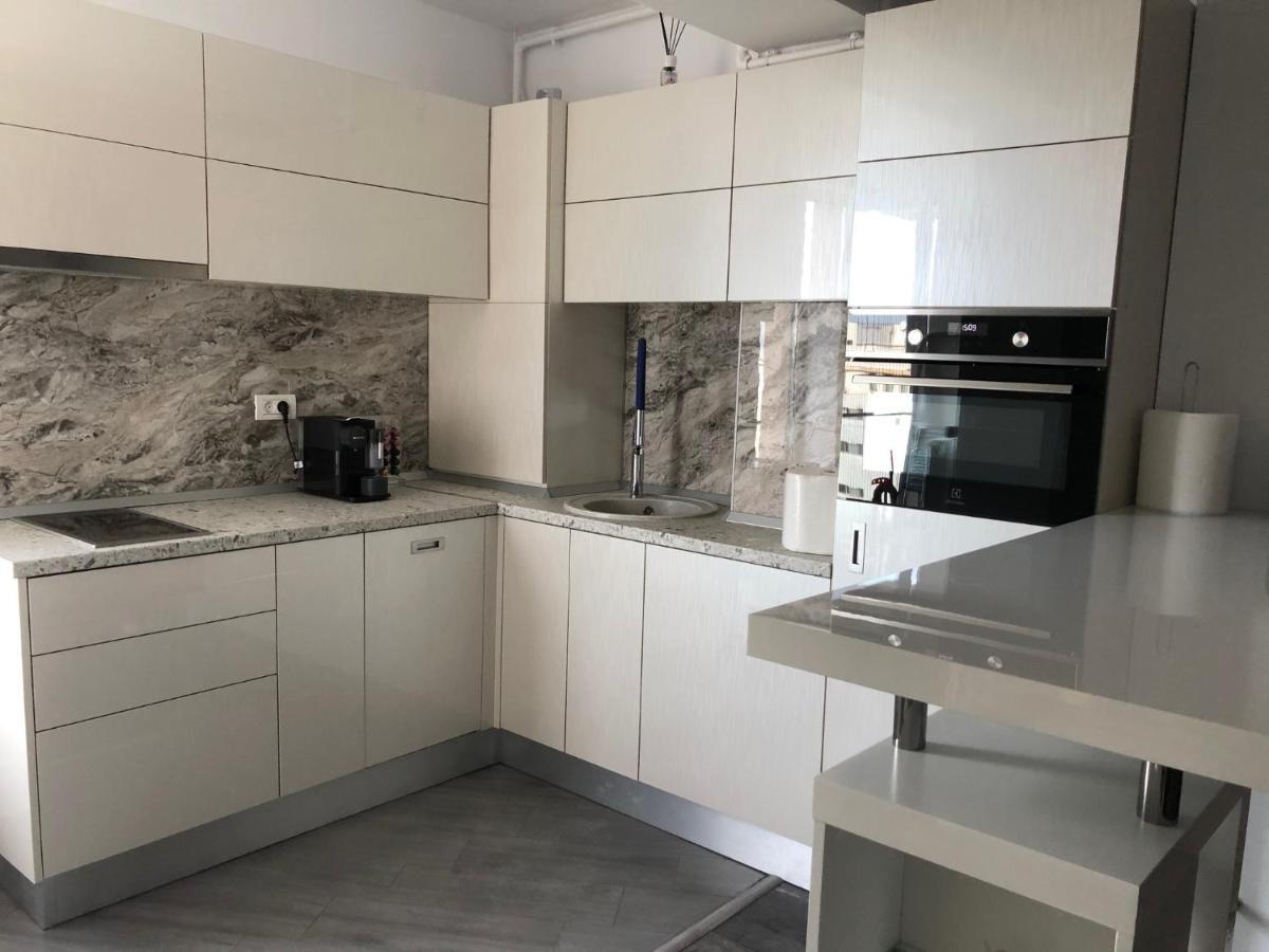 בוקרשט Luxury Westpark 2 Residence Lake View W6 מראה חיצוני תמונה