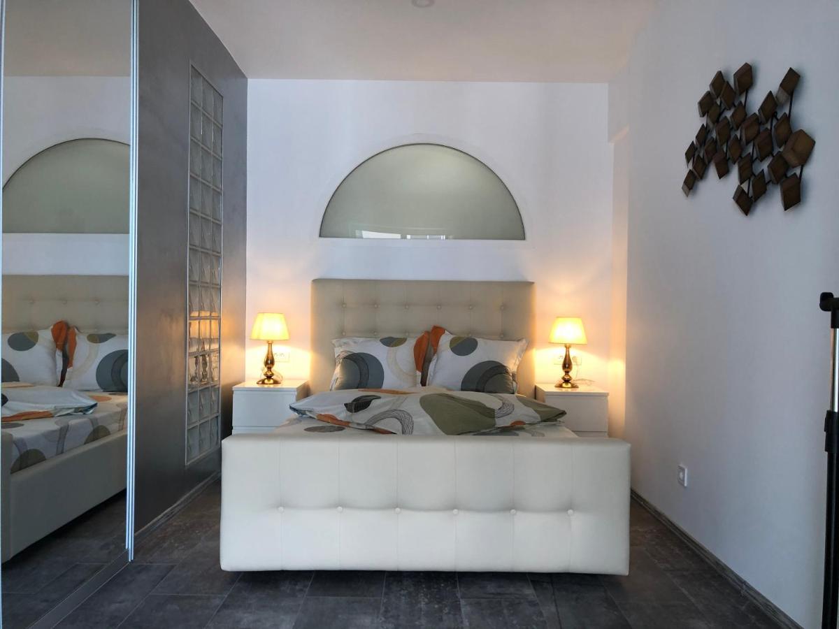בוקרשט Luxury Westpark 2 Residence Lake View W6 מראה חיצוני תמונה